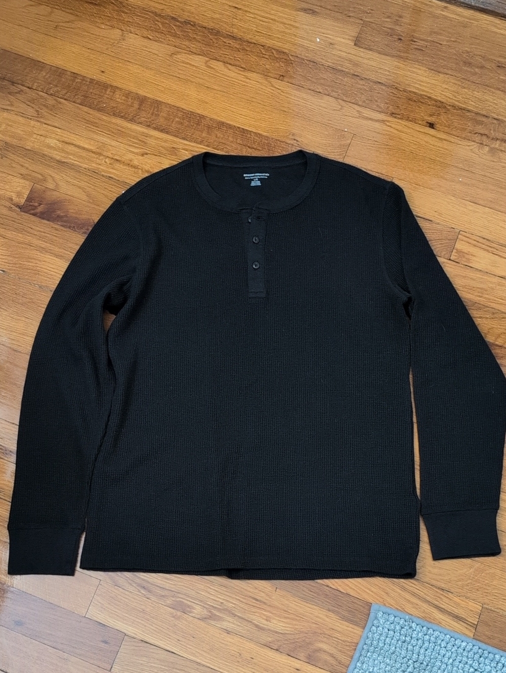 Amazon Essentials Black Waffle Thermal Buttoned Henley Men's Size Large